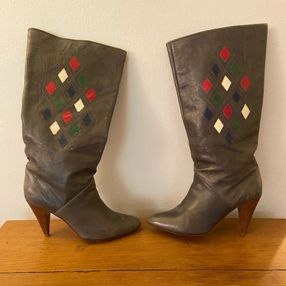 Vintage Steve Madden pull on Leather Heeled Boots